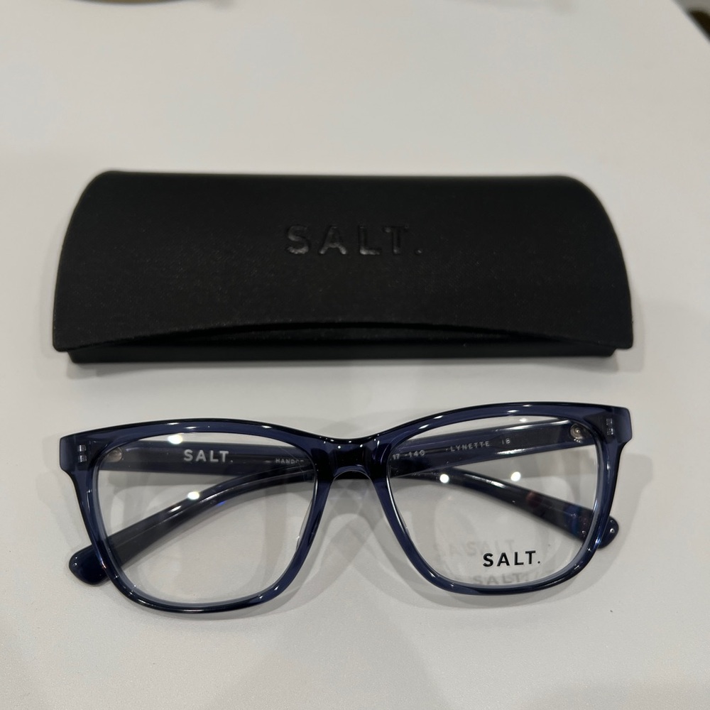 New SALT optical model LYNETTE